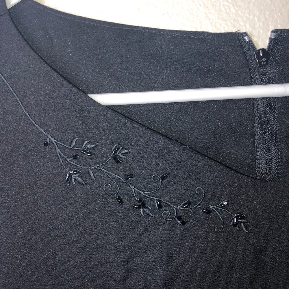SAG HARBOR VINTAGE BLACK DRESS - Picture 6 of 6
